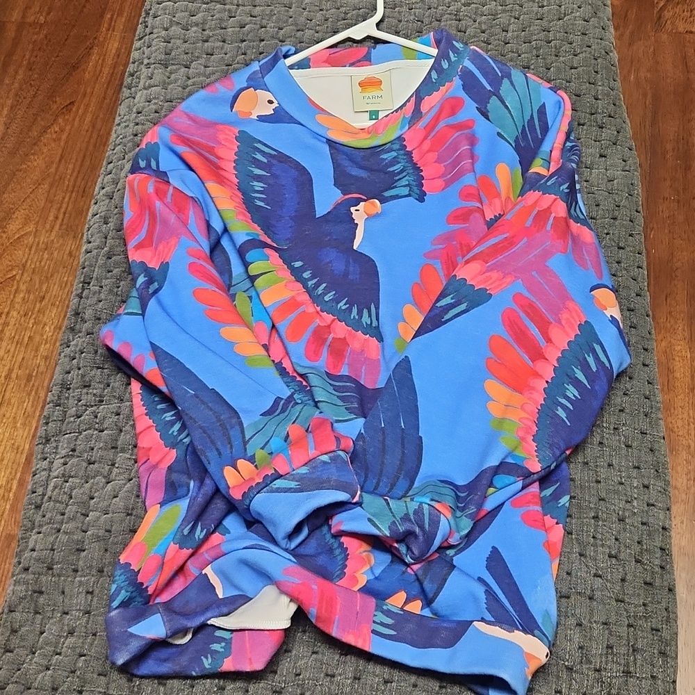 Fun FARM Rio Parrot Sweatshirt!
